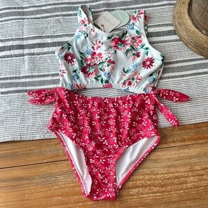 SweetHoney cut out one piece swimsuit